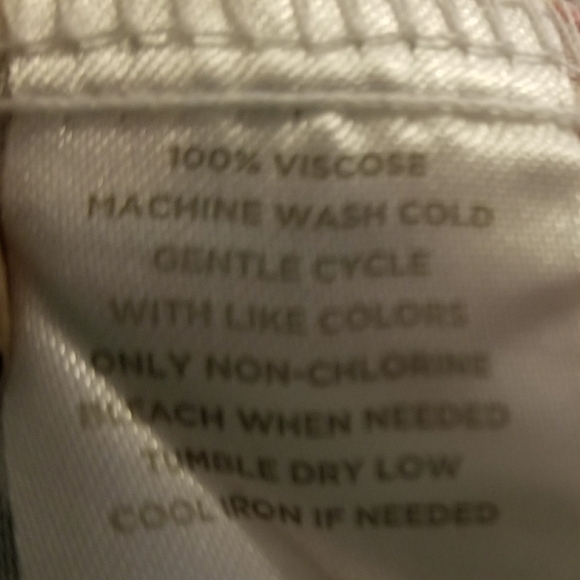 Classic long sleeved floral print dress - Picture 5 of 5